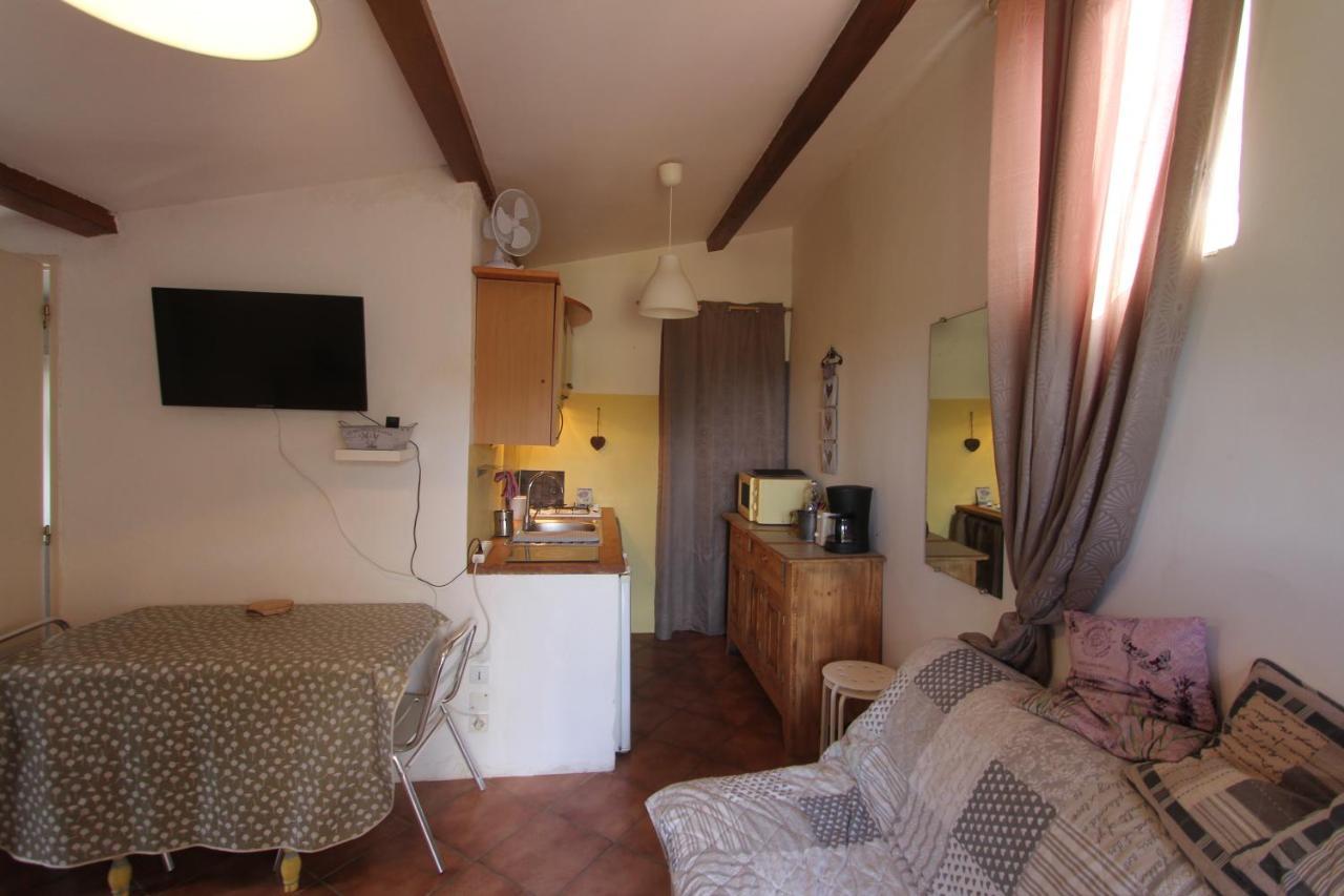 Studio Gard Calme Et Nature Russan Exteriör bild