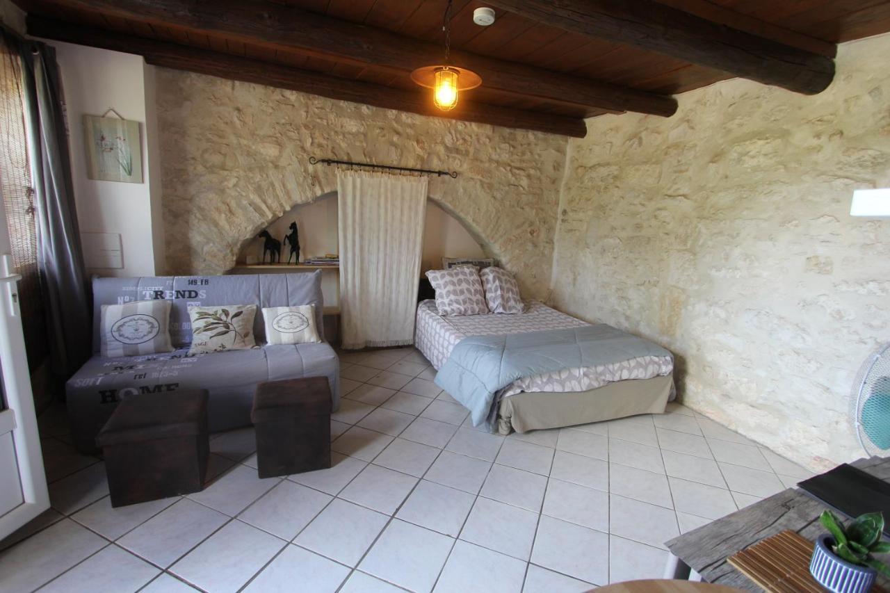 Studio Gard Calme Et Nature Russan Exteriör bild